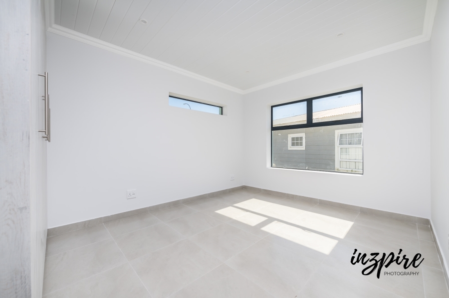 3 Bedroom Property for Sale in Dana Bay Western Cape